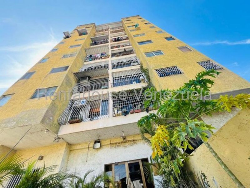 Apartamento en Venta en Girardot Maracay, Aragua