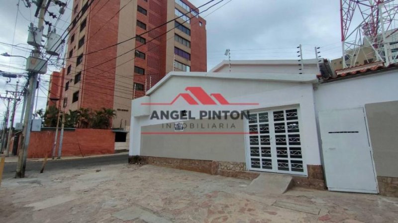 Foto Local en Alquiler en LA LAGO MARACAIBO, Zulia - U$D 600 - LOA189566 - BienesOnLine