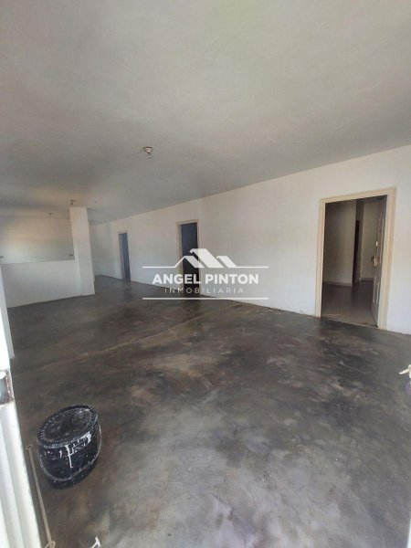 Foto Apartamento en Venta en Maracaibo, Zulia - U$D 18.000 - APV242403 - BienesOnLine