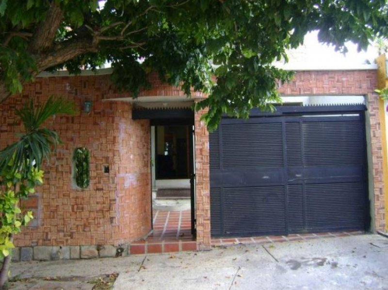 Foto Casa en Venta en El Parral, Valencia, Carabobo - BsF 2.300.000 - CAV45550 - BienesOnLine