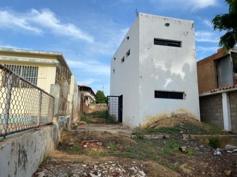 Foto Oficina en Venta en CACIQUE MARA, Maracaibo, Zulia - U$D 18.000 - OFV197391 - BienesOnLine