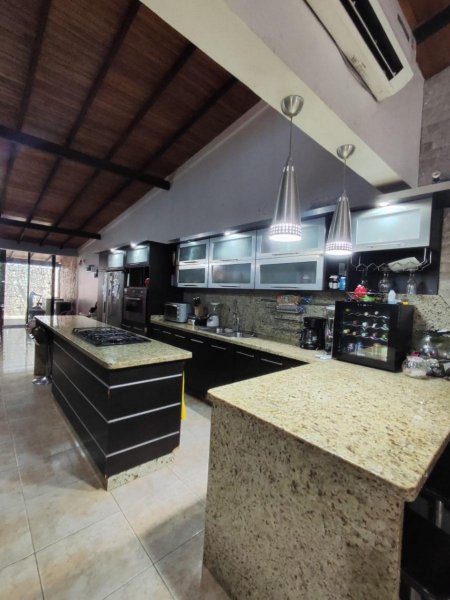 Foto Casa en Venta en Urb. Valle de Oro, San Diego, Carabobo - U$D 59.000 - CAV239705 - BienesOnLine