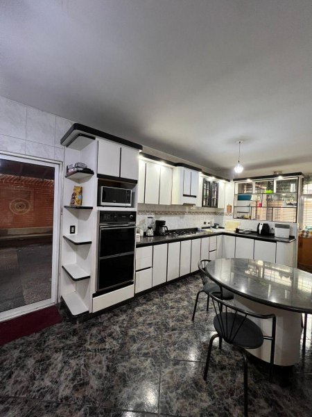 Foto Casa en Venta en Urb. El Bosque, Carabobo - U$D 90.000 - CAV238830 - BienesOnLine