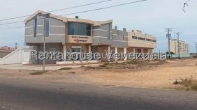 Edificio en Venta en  Punto Fijo, Falcón