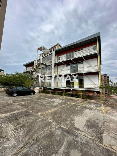 Foto Edificio en Alquiler en Norte, Av. Bella Vista, Zulia - U$D 5.000 - EDA229887 - BienesOnLine