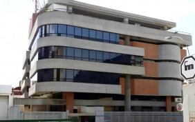 EDIFICIO CORPORATIVO EN VENTA. CENTRO PROFESIONAL LOS CORTIJOS