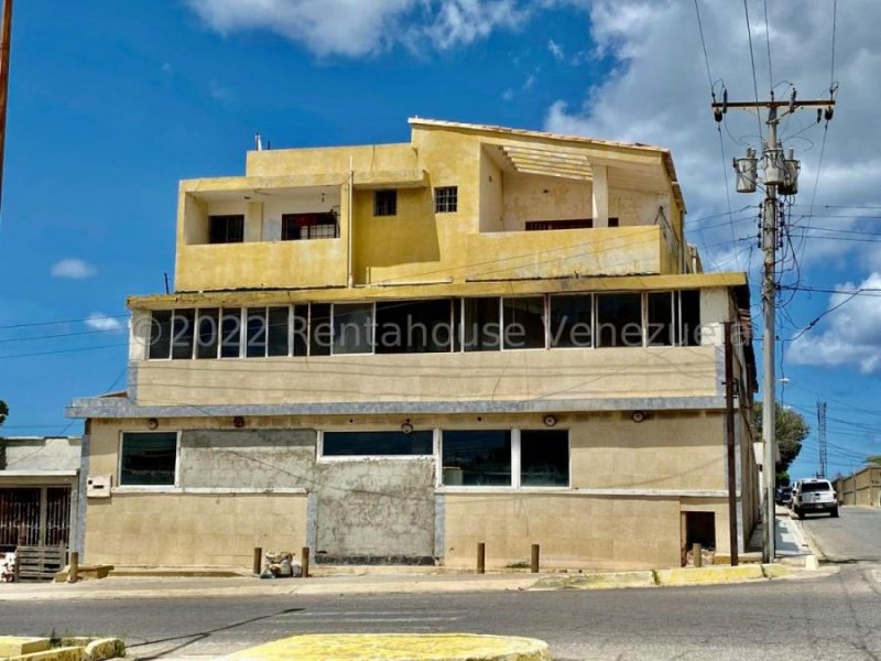 Edificio en Venta en  Punto Fijo, Falcón