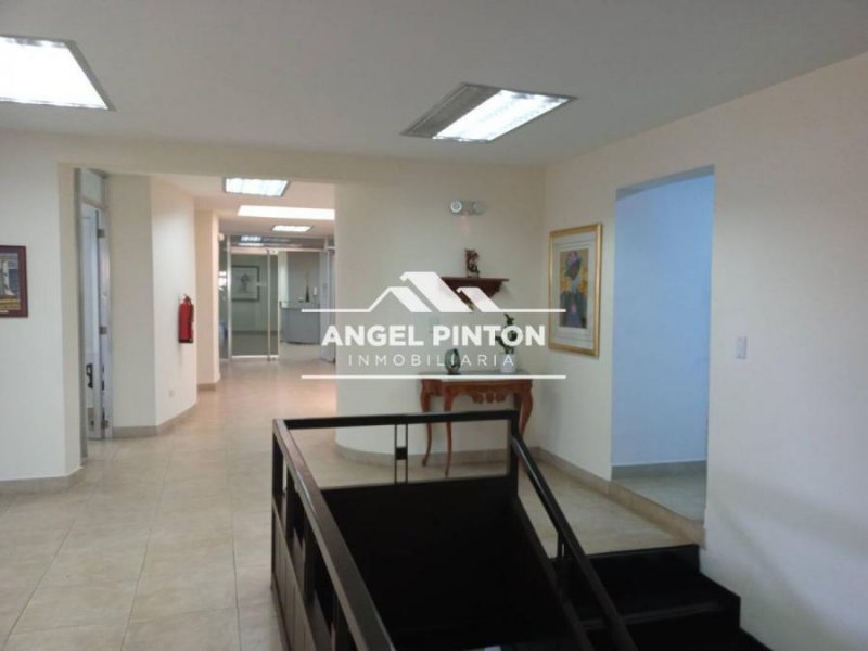 Foto Edificio en Venta en Maracaibo, Zulia - U$D 885.000 - EDV245257 - BienesOnLine