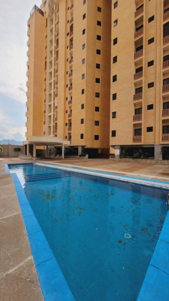 Apartamento en Venta en Valencia Las CHimeneas, Carabobo