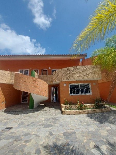 Casa en Venta en ciudad flamingo Chichiriviche, Falcón