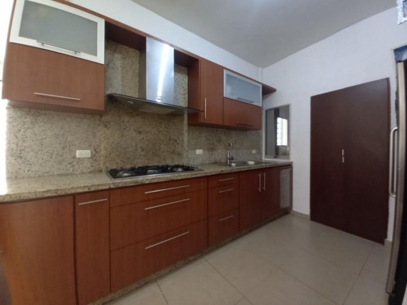 Foto Casa en Venta en Ciudad Jardín Mañongo, Naguanagua, Carabobo - U$D 100.000 - CAV227959 - BienesOnLine