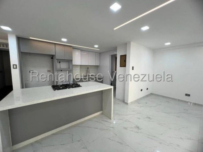 Apartamento en Venta en Girardot Maracay, Aragua