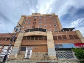Apartamento en Venta en Girardot Maracay, Aragua
