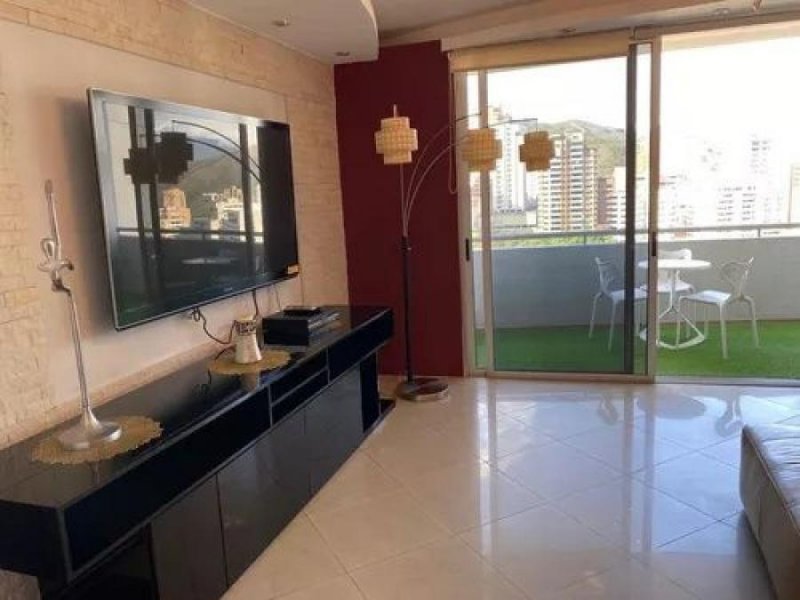 Foto Apartamento en Alquiler en Valencia, Carabobo - U$D 900 - APA214303 - BienesOnLine