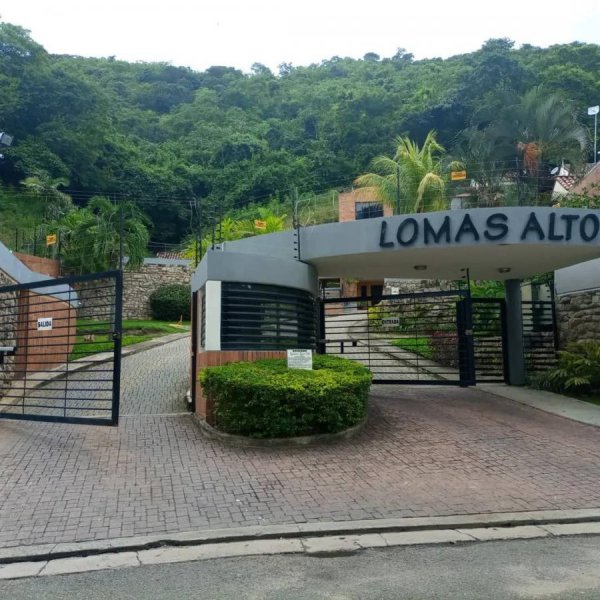 Casa en Venta en SAN JOSE Lomas del Este, Carabobo