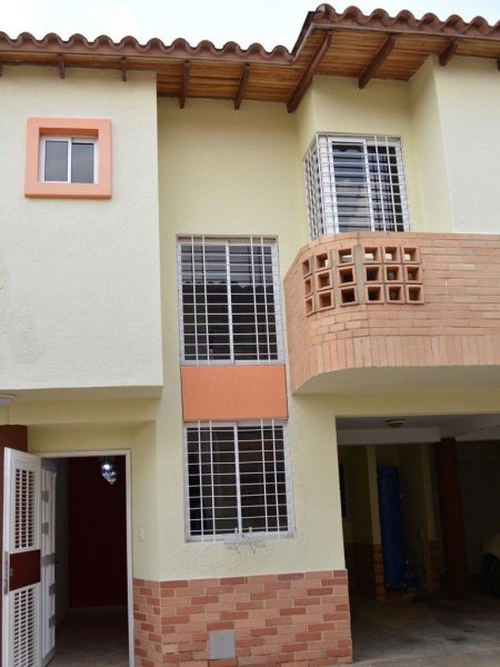 Foto Casa en Venta en NAGUANAGUA, Naguanagua, Carabobo - U$D 25.000 - CAV178614 - BienesOnLine