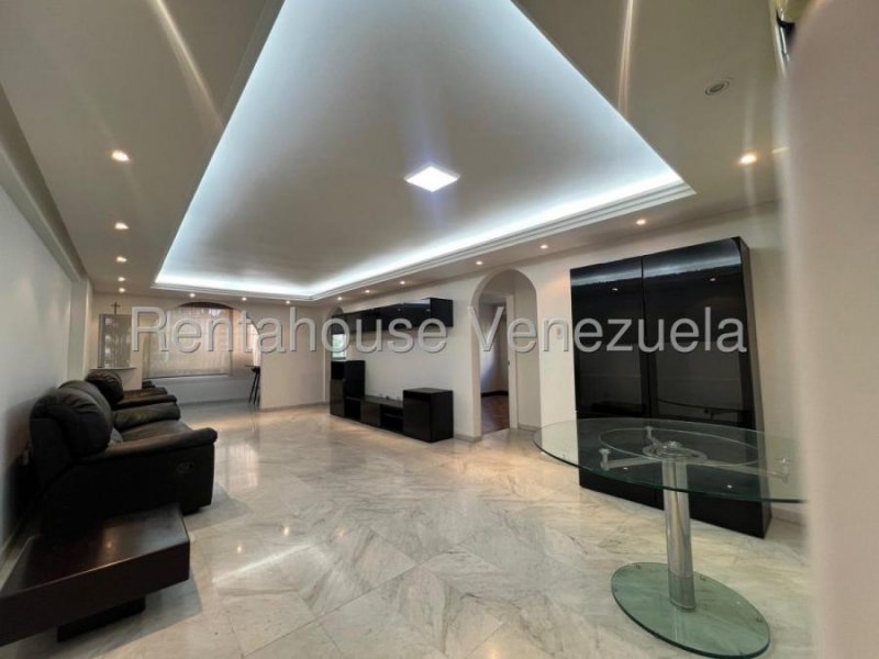 Apartamento en Alquiler en Cumbres de Curumo Caracas, Distrito Federal