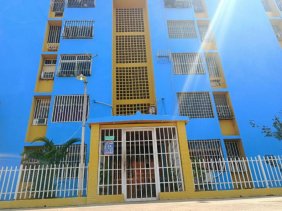 Apartamento en Alquiler en 6023 Puerto la Cruz, Anzoátegui
