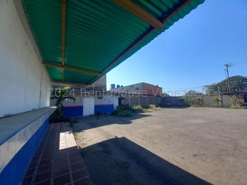 Foto Galpon en Alquiler en Av. Los medanos, Coro, Falcón - U$D 600 - GAA239716 - BienesOnLine