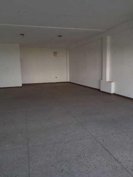 Foto Local en Alquiler en Rómulo Betancourt, Centro, Barinas - U$D 180 - LOA184045 - BienesOnLine