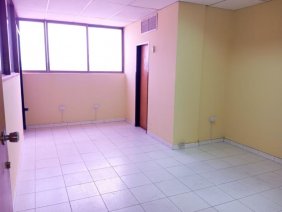 Oficina en Alquiler en iribarren Barquisimeto, Lara