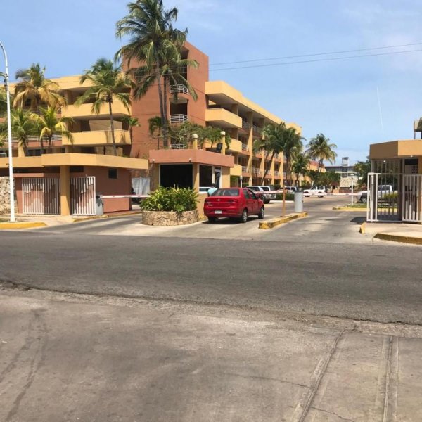 Foto Apartamento en Venta en Lechería, Anzoátegui - U$D 65.000 - APV159820 - BienesOnLine