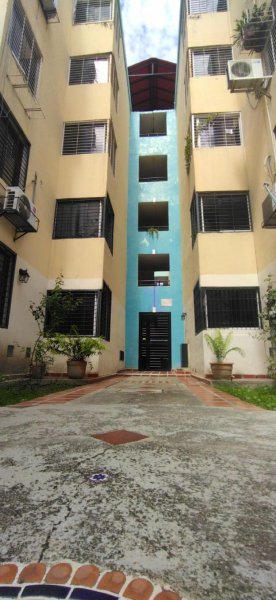 Apartamento en Venta en  Los Guayos, Carabobo