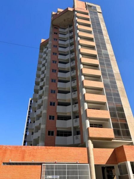 Apartamento en Venta en  el parral, Carabobo