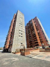 En venta apartamento en Puerto La Cruz, Res. Las Aves 