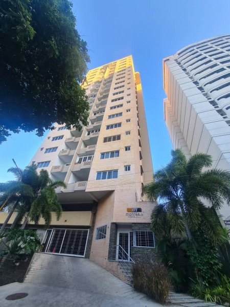 Foto Apartamento en Venta en Las Chimenea, Carabobo - U$D 58.000 - APV203908 - BienesOnLine