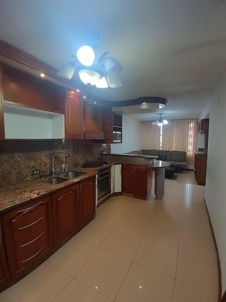 Apartamento en Venta en lecherias Diego Bautista Urbaneja, Anzoátegui