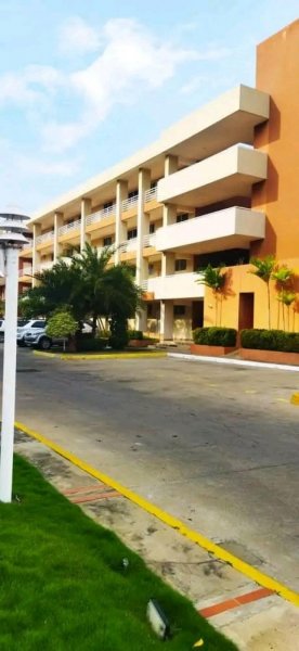 Foto Apartamento en Venta en Lechería, Anzoátegui - U$D 105.000 - APV214797 - BienesOnLine