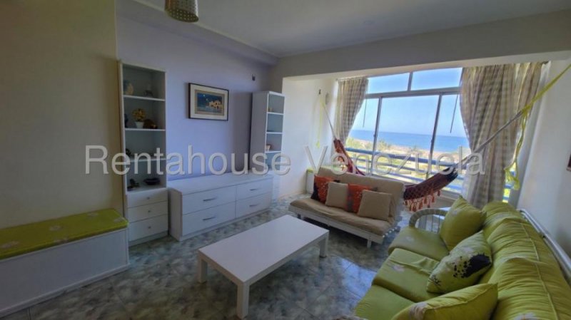 Apartamento en Venta en Camuri Grande Naiguatá, Vargas