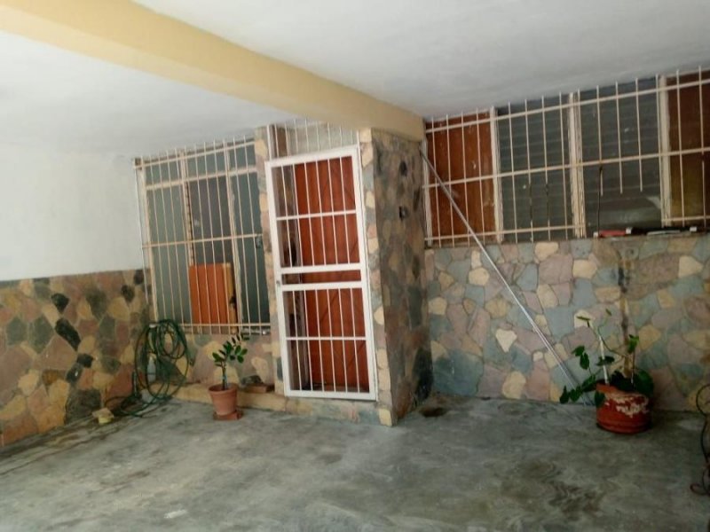 Casa en Venta en En venta Casa en paraparal Res.molino Los Guayos, Carabobo