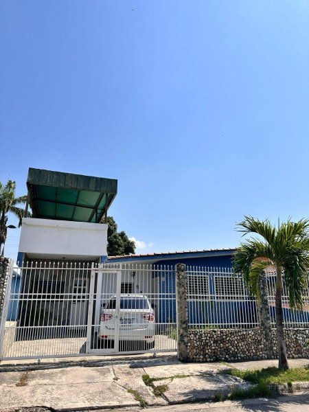 Foto Casa en Venta en Valencia, Carabobo - U$D 35.000 - CAV253271 - BienesOnLine