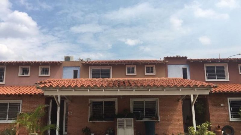 Foto Casa en Venta en Naguanagua, Carabobo - U$D 70.000 - CAV135599 - BienesOnLine