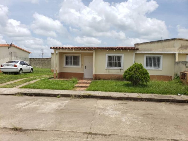 Foto Casa en Venta en Maturín, Maturín, Monagas - U$D 24.000 - CAV151412 - BienesOnLine