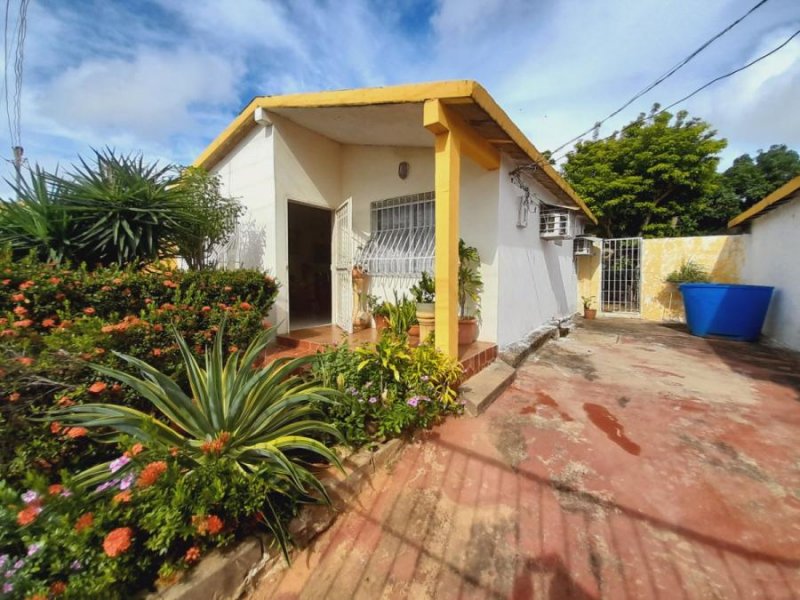 Foto Casa en Venta en Agua Salada, Ciudad Bolívar, Bolívar - U$D 7.000 - CAV202354 - BienesOnLine