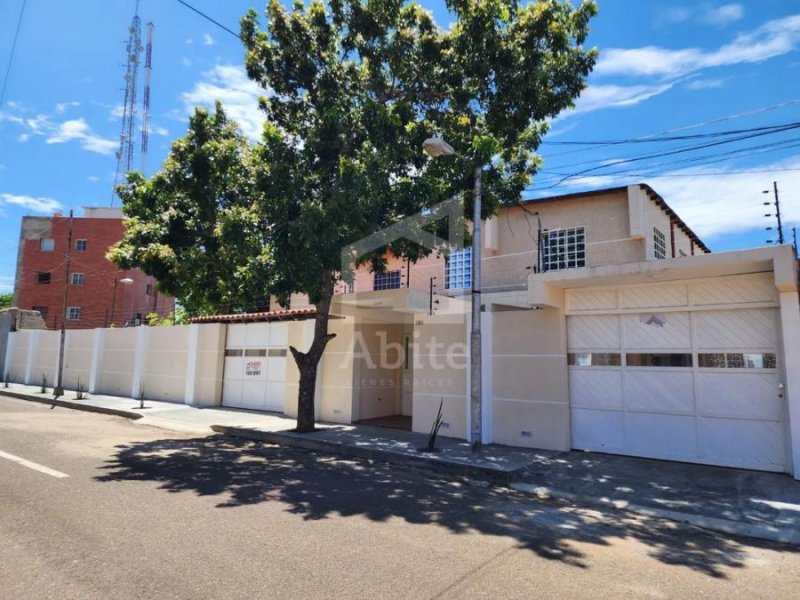 Foto Casa en Venta en Punto Fijo, Falcón - U$D 40.000 - CAV215801 - BienesOnLine