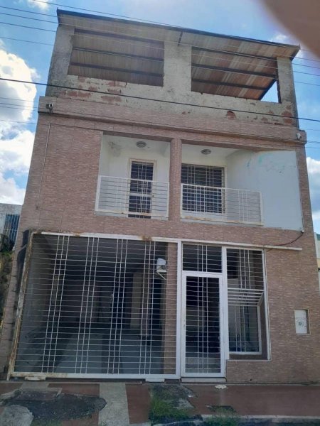 Foto Casa en Venta en Urb.las Quinta, Naguanagua, Naguanagua, Carabobo - U$D 265.000 - CAV218130 - BienesOnLine