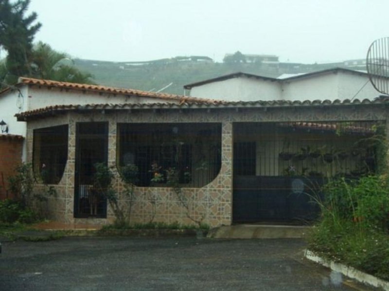 Foto Quinta en Venta en Los Teques, Los Teques, Miranda - U$D 55.000 - QUV173110 - BienesOnLine