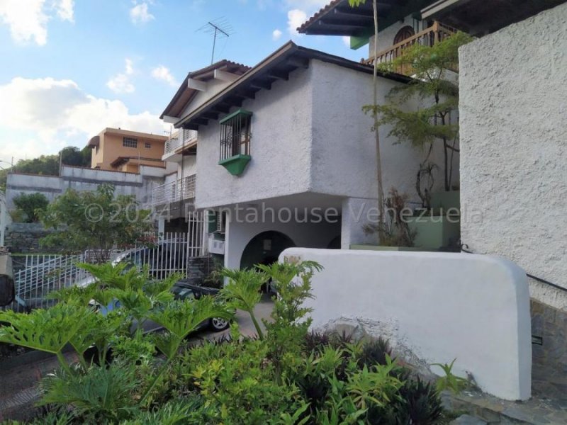 Foto Casa en Venta en Cumbres de Curumo, Caracas, Distrito Federal - U$D 300.000 - CAV230487 - BienesOnLine