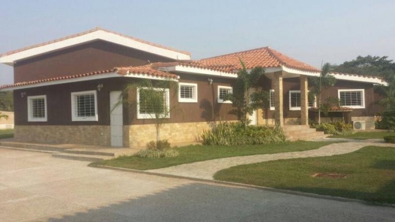 Foto Casa en Venta en San Diego, Carabobo - U$D 120.000 - CAV134093 - BienesOnLine