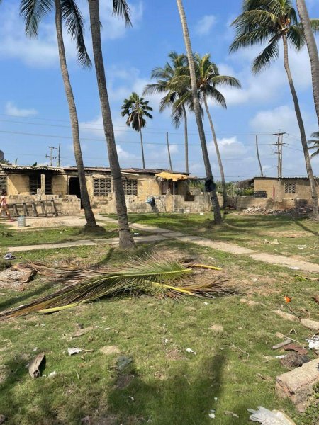 Terreno en Venta en Boca de aroa Tucacas, Falcón