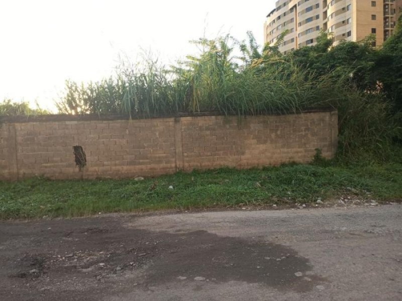 Foto Terreno en Venta en Jardin MAñongo, Naguanagua, Carabobo - U$D 32.000 - TEV203883 - BienesOnLine