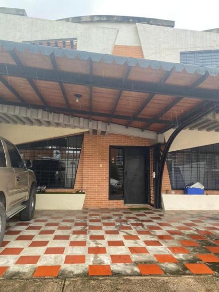 Foto Casa en Venta en NAGUANAGUA, JARDIN MAÑONGO, Carabobo - U$D 60.000 - CAV201669 - BienesOnLine