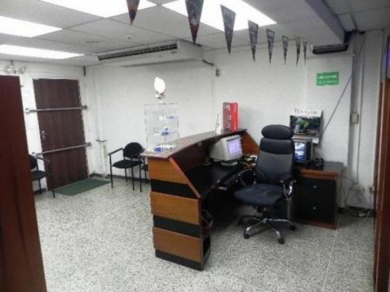 Foto Local en Venta en municipio sucre, Caracas, Distrito Federal - BsF 6.000.000 - LOV16767 - BienesOnLine