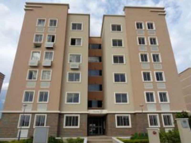 Foto Apartamento en Venta en Barquisimeto, Lara - BsF 44.500.000 - APV90706 - BienesOnLine