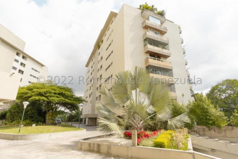 Espectacular Apartamento en venta Chulavista Caracas 23-16552