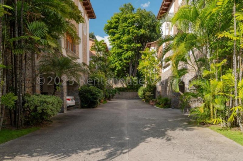 Foto Casa en Alquiler en Chacao Sur, La Florida, Distrito Federal - U$D 1.500.000 - CAA215262 - BienesOnLine